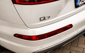 q7