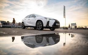 Lexus UX fl