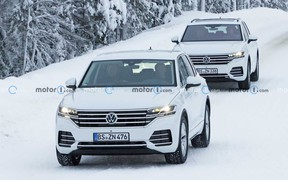 VW Touareg spy