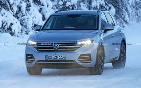 VW Touareg spy