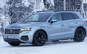 VW Touareg spy