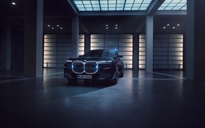 BMW 7 Series Guard
