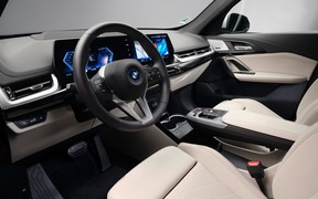 BMW iX1 e20