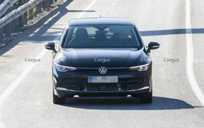 VW Golf 8,5 spy