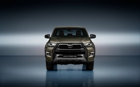 Hilux hyb ext Hilux hyb ext