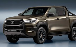 Hilux hyb ext Hilux hyb ext
