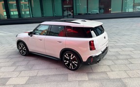 MINI Countryman UA