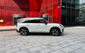 MINI Countryman UA