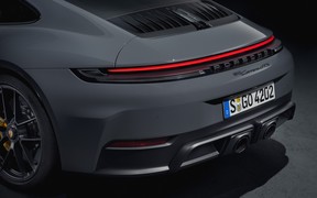 911 Hybrid_1 911 Hybrid_1