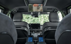 Lexus LM 7Int Lexus LM 7Int