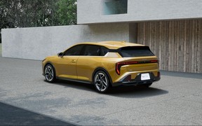 Kia K4 5DR Kia K4 5DR