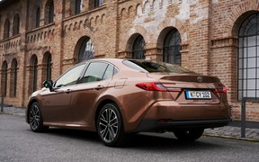 Toyota Camry XV80 ext Toyota Camry XV80 ext