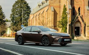 Toyota Camry XV80 ext Toyota Camry XV80 ext