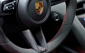 Porsche Taycan GTS 2025 Porsche Taycan GTS 2025
