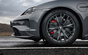 Porsche Taycan GTS 2025 Porsche Taycan GTS 2025