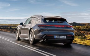 Porsche Taycan GTS 2025 Porsche Taycan GTS 2025
