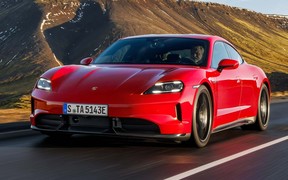 Porsche Taycan GTS 2025 Porsche Taycan GTS 2025