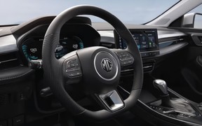 NEW MG 5_INT NEW MG 5_INT