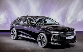 DS 4 2025 ext DS 4 2025 ext