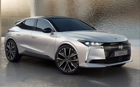 DS 4 2025 ext DS 4 2025 ext