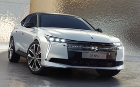 DS 4 2025 ext DS 4 2025 ext
