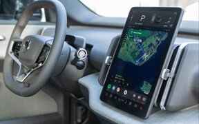 Volvo EX30 Cross Country int