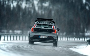 Volvo EX30 Cross Country ext