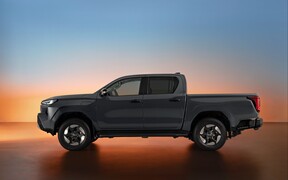 NEW Hilux BEV