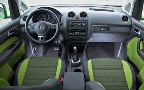 VW Cross Caddy передняя панель