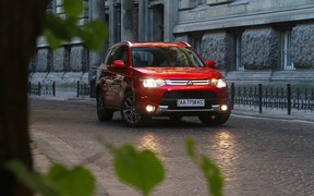 MitsubishiOutlander2014Ex