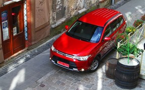 MitsubishiOutlander2014Ex