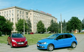 Peugeot 208 & VW Polo - вместе