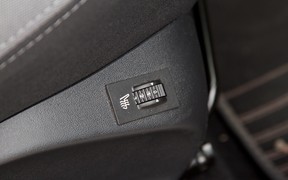 Peugeot 208 - салон Peugeot 208 - салон
