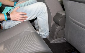 Peugeot 208 & VW Polo - задние места Peugeot 208 & VW Polo - задние места