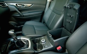 Nissan X-Trail - салон Nissan X-Trail - салон