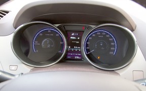 Hyundai ix35 - место водителя Hyundai ix35 - место водителя
