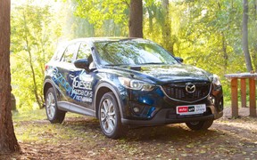 Hyundai ix35 + Mazda CX-5 Hyundai ix35 + Mazda CX-5
