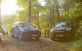 Hyundai ix35 + Mazda CX-5 Hyundai ix35 + Mazda CX-5