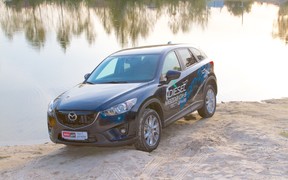 Hyundai ix35 + Mazda CX-5 Hyundai ix35 + Mazda CX-5