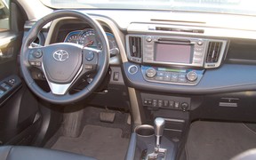 Toyota RAV4 - задние места