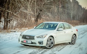 Infiniti Q50 - внешность спереди