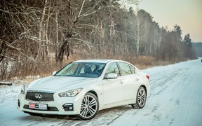 Infiniti Q50 - внешность спереди