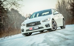 Infiniti Q50 - внешность спереди