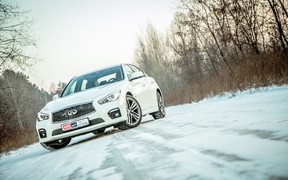 Infiniti Q50 - внешность спереди