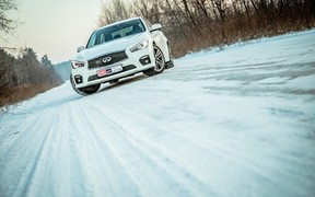 Infiniti Q50 - внешность спереди