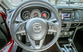 Mazda 6 - салон