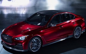 Infiniti Q50 Eau Rouge Infiniti Q50 Eau Rouge