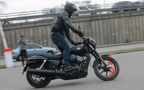 Harley Davidson 750 Street