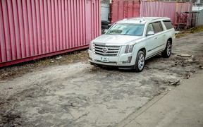 Cadillac Escalade_exterior