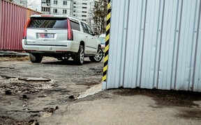 Cadillac Escalade_exterior